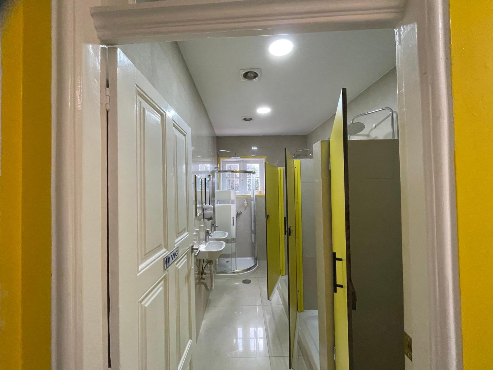 Owls Hostel Ildefonso 포르투 외부 사진